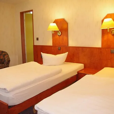 Garbsener Schweiz 3*