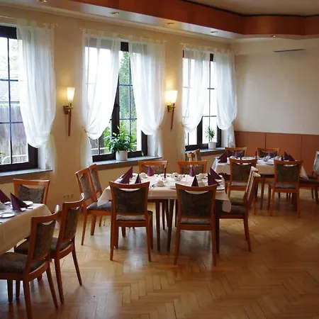 Отель Garbsener Schweiz Гарбсен